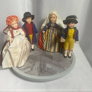 Antique Rare German Felt Clothing Colorful Traditional Dolls Set Collectible